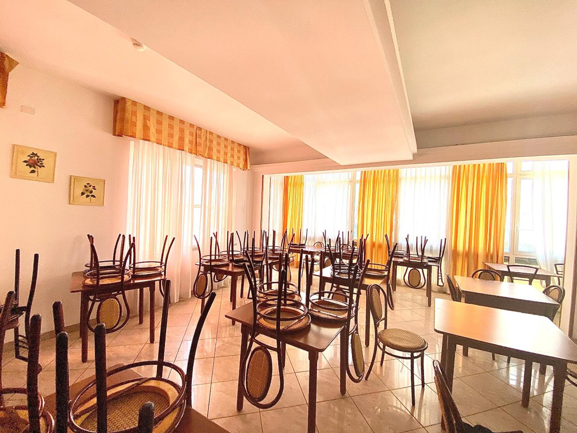 Hotel Majorca Римини Экстерьер фото