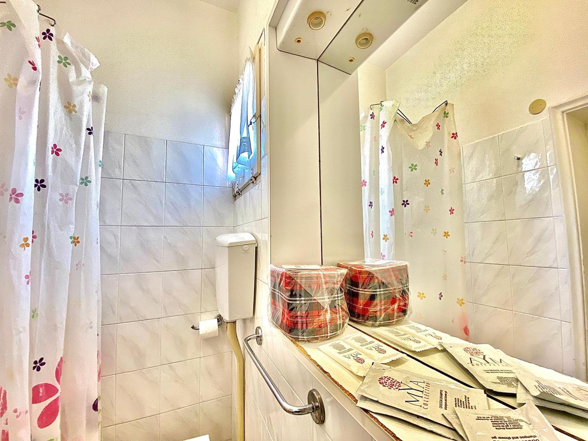 Hotel Majorca Римини Экстерьер фото
